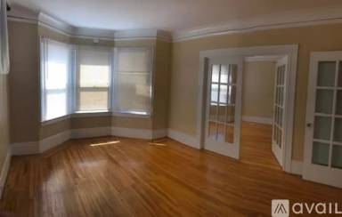 Main picture of 601 Masonic Ave