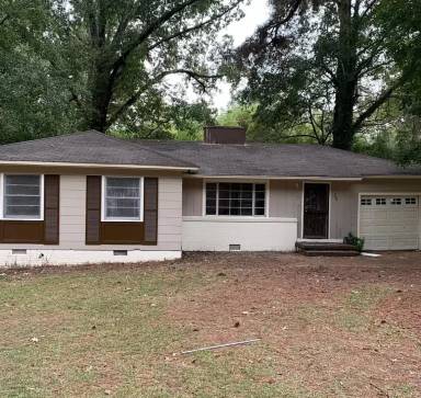 Main picture of 739 Alvaredo St