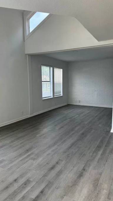 Main picture of 7900 Brookriver Dr