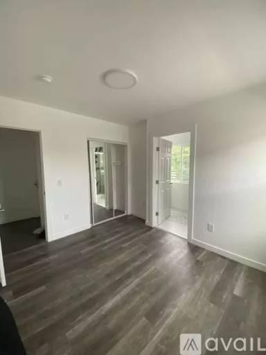 Main picture of 1672 W 36th St