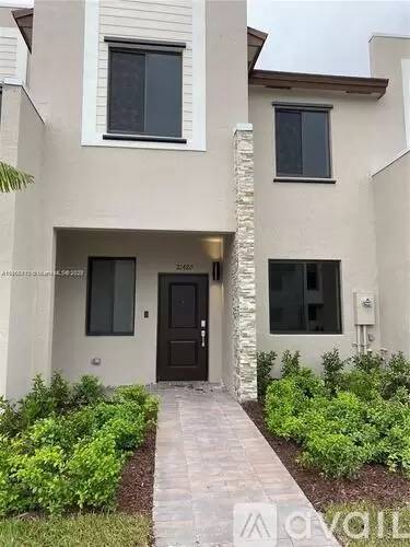 Main picture of 21420 NE 2nd Path