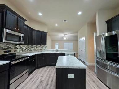 Main picture of 14645 Birkdale Dr