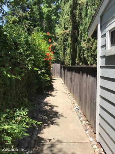 Main picture of 3062 Woods Cir