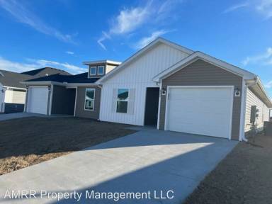 Main picture of 414 Alex Jordan Dr
