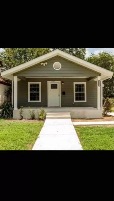 Main picture of 2206 Pearl Ave