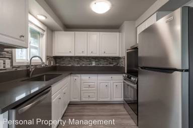 Main picture of 906 NE 86th St
