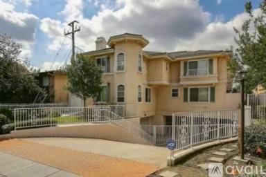 Main picture of 1118 W Huntington Dr