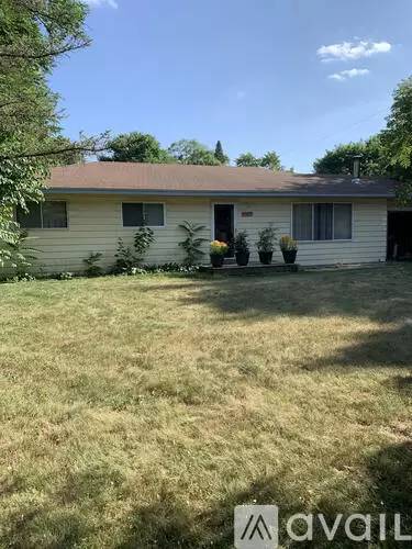 Main picture of 9345 Echo St