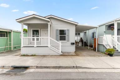 Main picture of 2630 Portola Dr