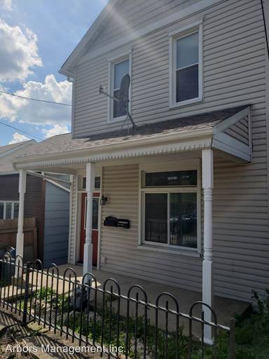 Main picture of 224 Prospect St