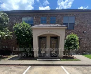 Main picture of 888 Kenilworth Pkwy