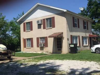 Main picture of 701 E 25th St