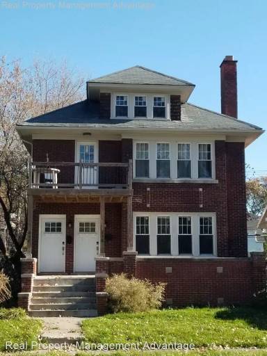 Main picture of 656 Philip St