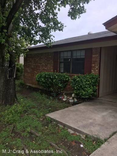 Main picture of 313 Chestnut Dr