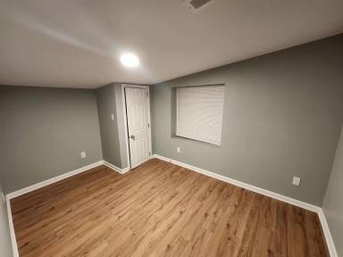 Main picture of 920 Harrison Ave