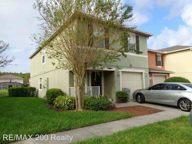 Main picture of 592 Cresting Oak Cir