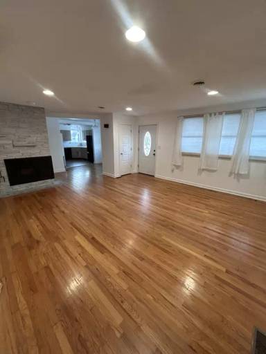 Main picture of 3 Rondack Rd