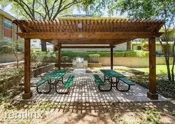 Main picture of Park Villas