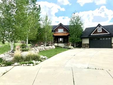 Main picture of 2615 Castle Pine Cir S