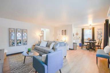 Main picture of 206 S Platten St