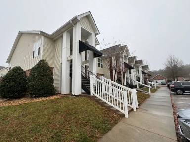 Main picture of Avera Place Condominiums