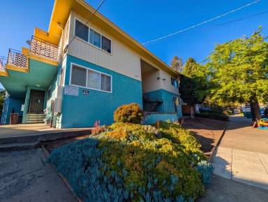 Main picture of 3811 39TH AVENUE - 6
