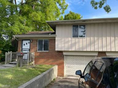Main picture of 1011 Lippincott Blvd