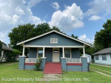 Main picture of 1420 N Boston Pl