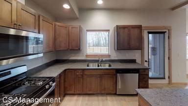 Main picture of 3202 Mistral Way