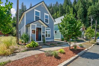 Main picture of 116 Cypress St