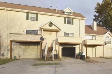 Main picture of 1140 Hampton Ln
