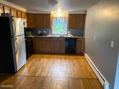 Main picture of 139 West St