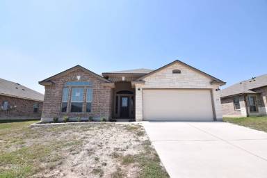 Main picture of 203 Ken Dr