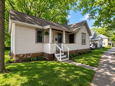 Main picture of 120 N 4th Ave