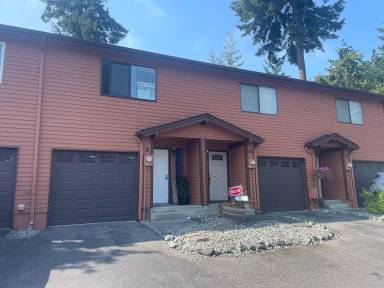 Main picture of Woodside Condos