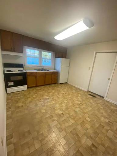 Main picture of 103 Howle Rd