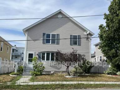 Main picture of 620 Green St