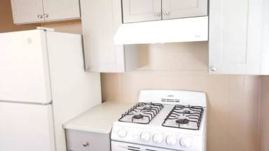 Main picture of 24 Quincy St