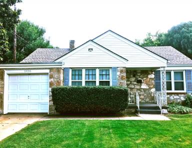 Main picture of 3720 N Miller Ave