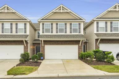 Main picture of 3012 Stargazer Ln