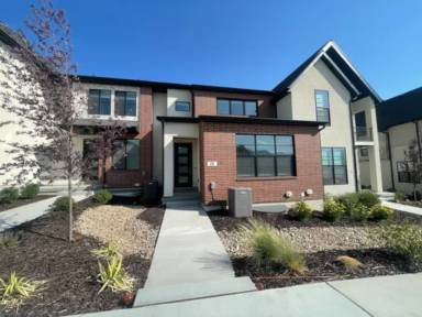 Main picture of 139 E Lamotte Peak Ln