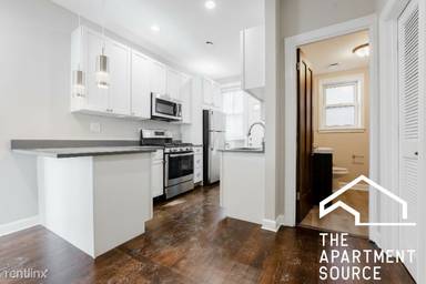 Main picture of 5304 N Ashland Ave
