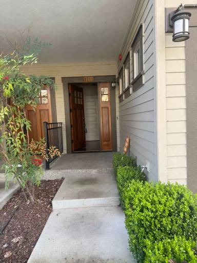 Main picture of 1711 Softwood Way