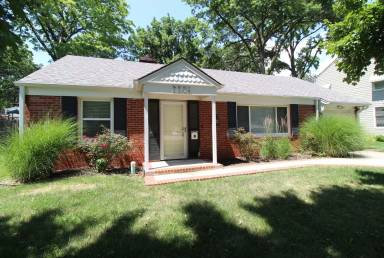 Main picture of 2206 Somerset Dr