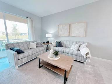 Main picture of 2800 Blossom Way