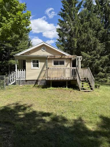 Main picture of 4633 Okemos Rd