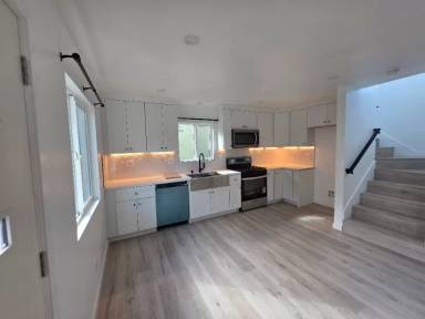 Main picture of 2845 Canal Ave