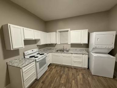 Main picture of 741 E Trigg Ave