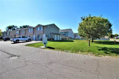 Main picture of 1031 E Iowa Ave