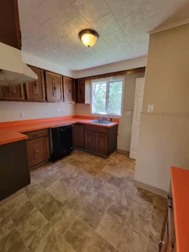 Main picture of 3225 Ely Ave